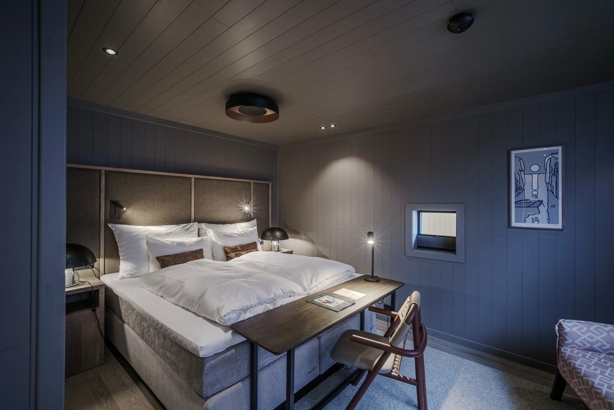 Henningsvaer Bryggehotell - By Classic Norway Hotels מראה חיצוני תמונה