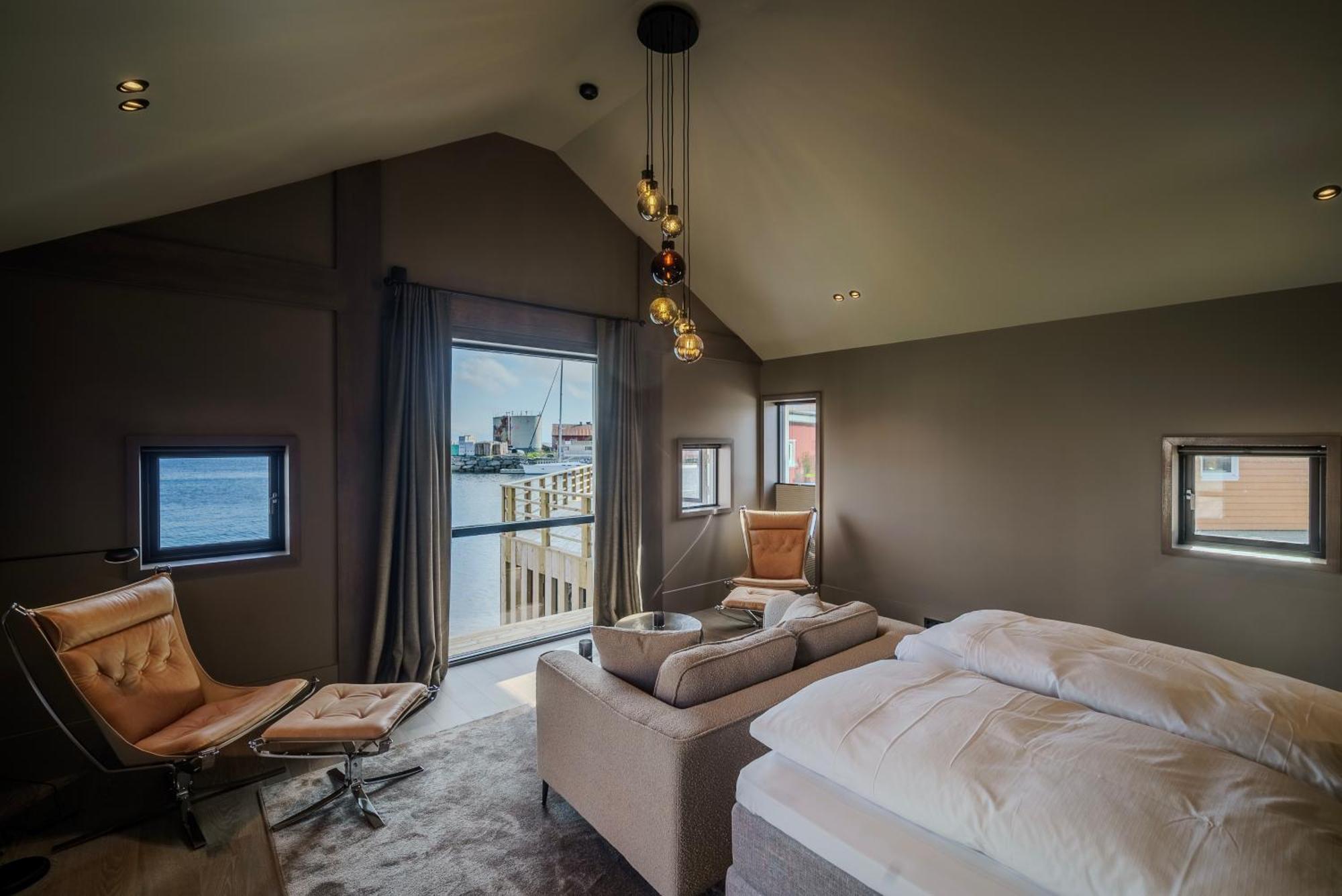Henningsvaer Bryggehotell - By Classic Norway Hotels מראה חיצוני תמונה