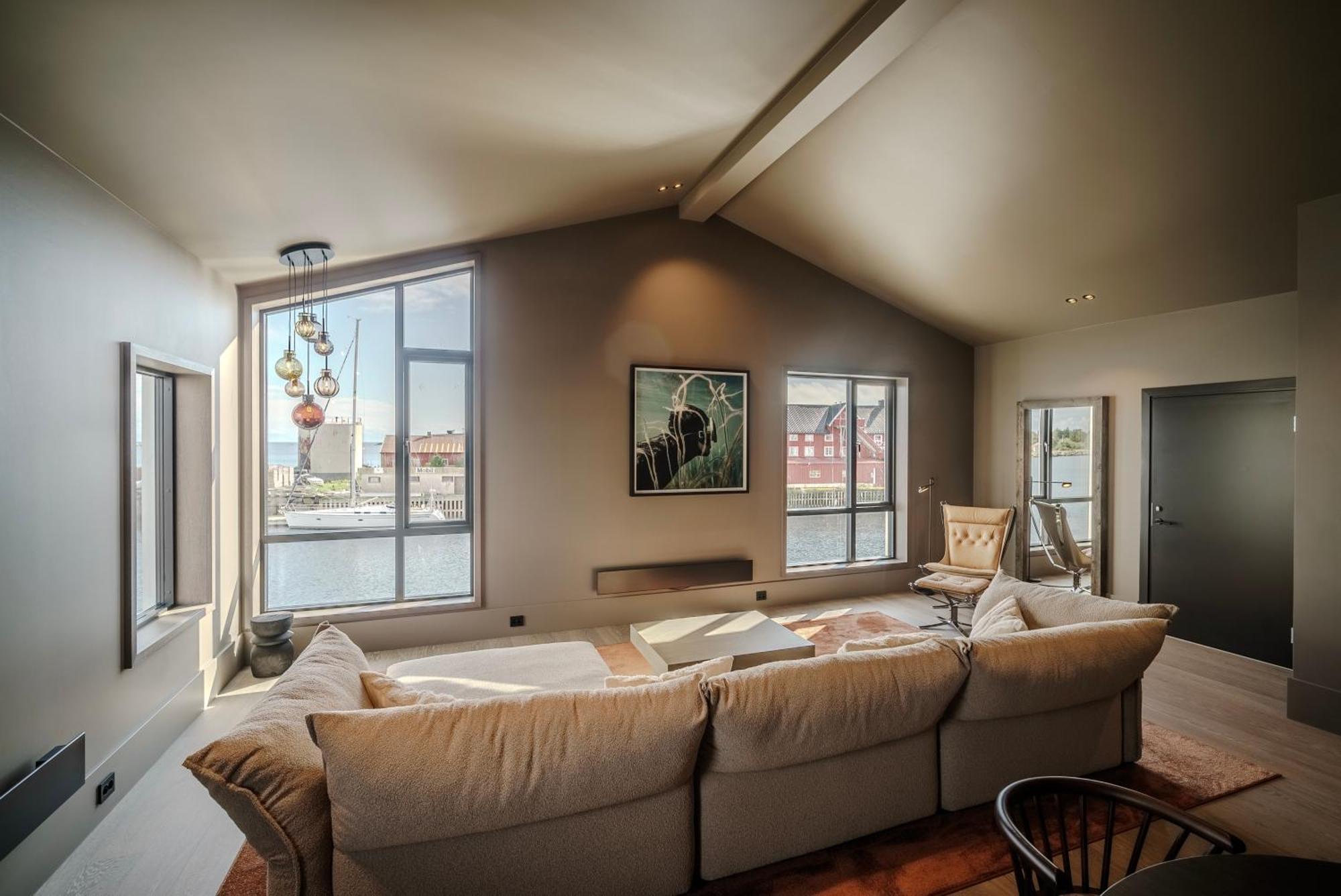 Henningsvaer Bryggehotell - By Classic Norway Hotels מראה חיצוני תמונה