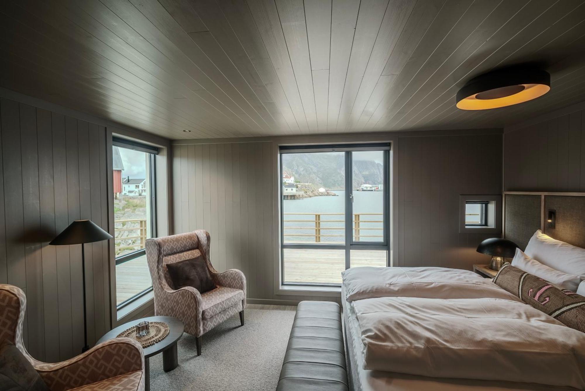 Henningsvaer Bryggehotell - By Classic Norway Hotels מראה חיצוני תמונה