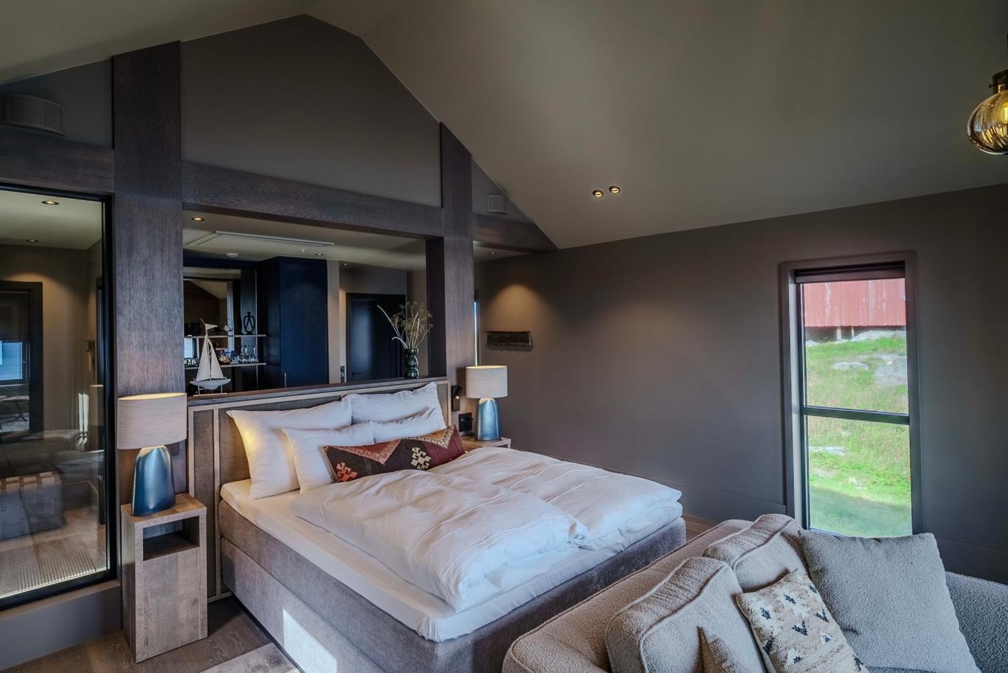 Henningsvaer Bryggehotell - By Classic Norway Hotels מראה חיצוני תמונה