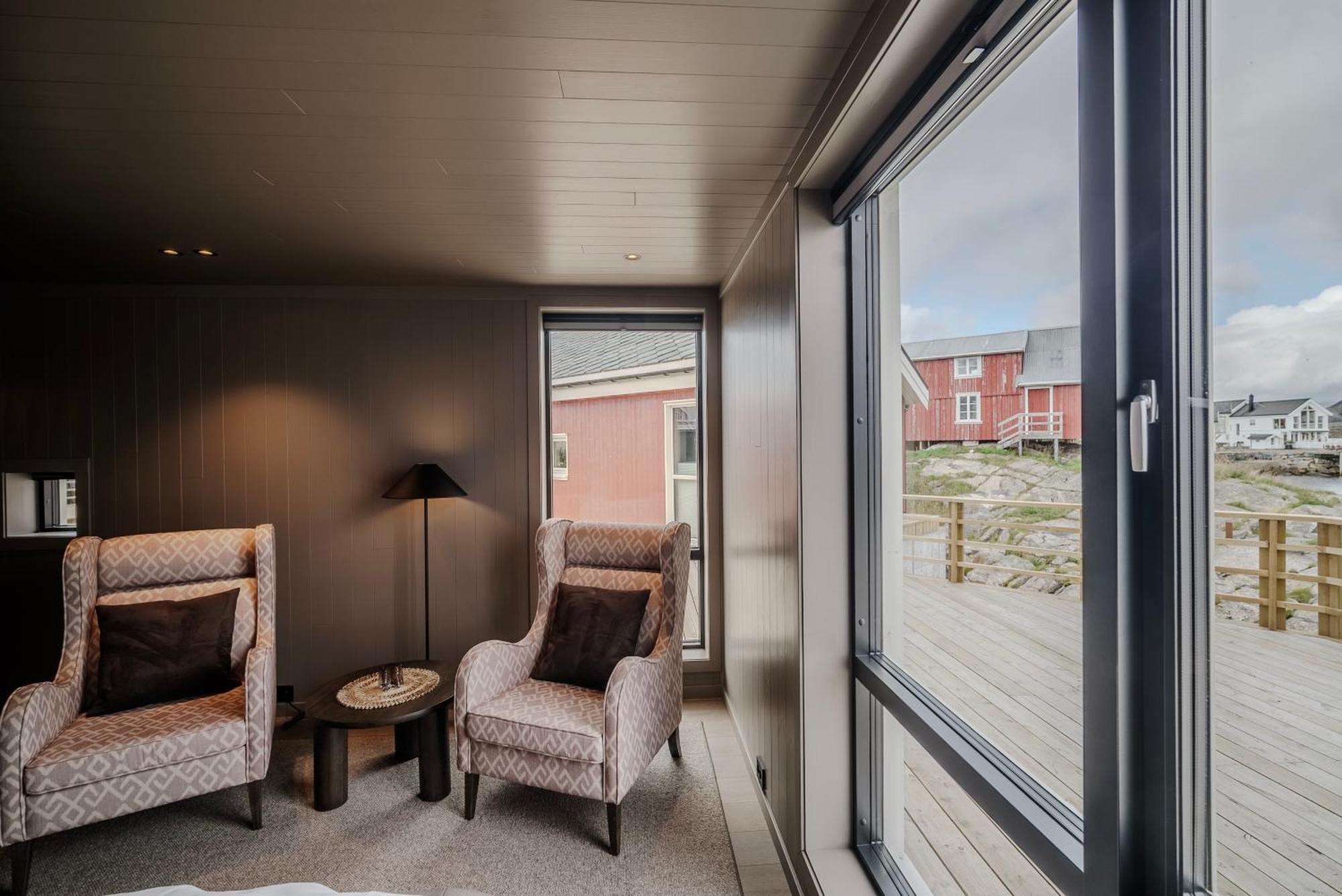 Henningsvaer Bryggehotell - By Classic Norway Hotels מראה חיצוני תמונה
